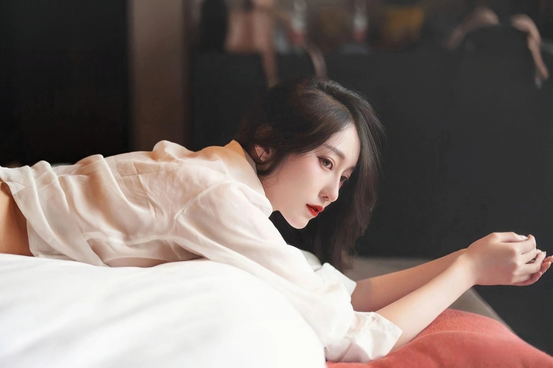 中新健康丨心脏不好的，记住睡前喝一杯水